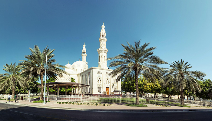 نگاهی کلی به مسجد جمیرا دبی1